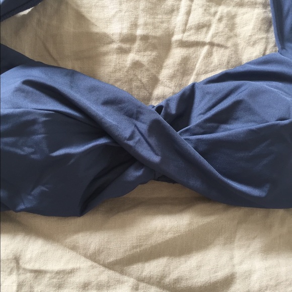 SOLD.  Badgley Mischka Bikini Top. EUC. - Picture 2 of 6